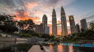 تور 8 روزه کوالالامپور ویژه پاییز و زمستان 1404